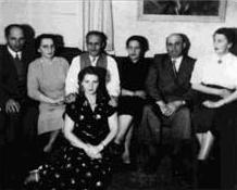 Shmuel Leizor and Faiga Mlynarzewicz's children - 1947